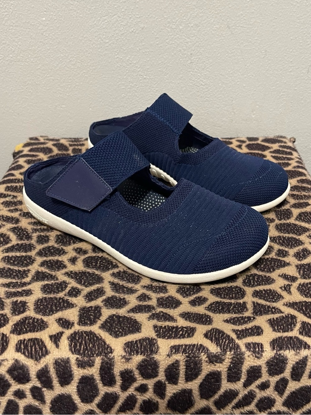 Spenco Top Strap Slip On Open Ankle Shoes Navy Womens 9.5W